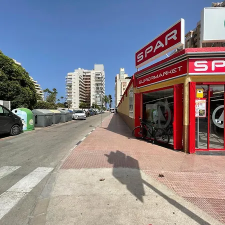 Medi Playa Primera Linea Con Piscina * كاليبي