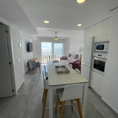 Medi Playa Primera Linea Con Piscina Calp