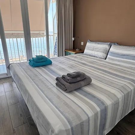 Medi Playa Primera Linea Con Piscina Appartement Calp